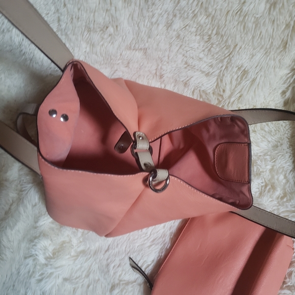 EC CBOCS VEGAN CONVERTIBLE Peach bag w makeup/accessory bag CROSSBODY OR SATCHEL - Picture 4 of 13